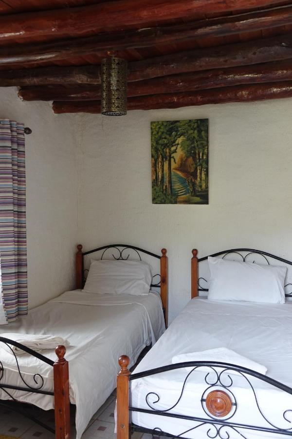 Relais De Tahla Hotel Aïn Bou Mahdi Eksteriør billede