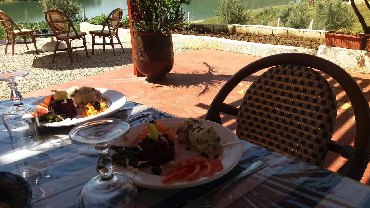 Relais De Tahla Hotel Aïn Bou Mahdi Eksteriør billede