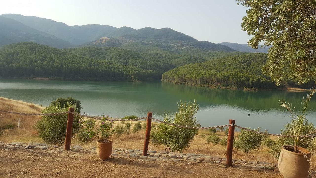 Relais De Tahla Hotel Aïn Bou Mahdi Eksteriør billede